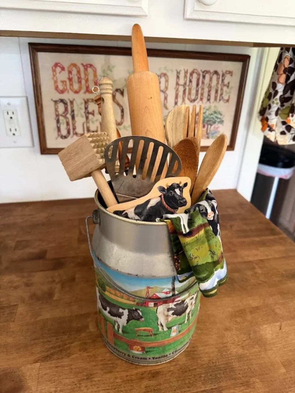 Farm Cottage Grandma Cow VIGNETTE milk bucket wooden utensils VINTAGE rolling